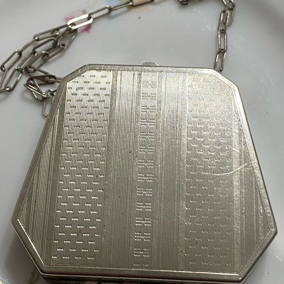 VTG Wristlet Dance Purse Compact - Picture 3 of 7